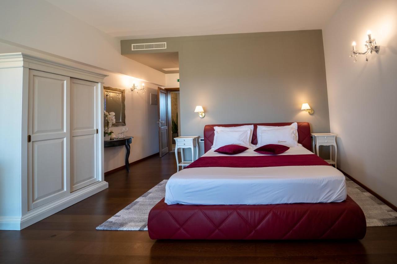 Wine Residence Cattunar 브르토니글라 외부 사진