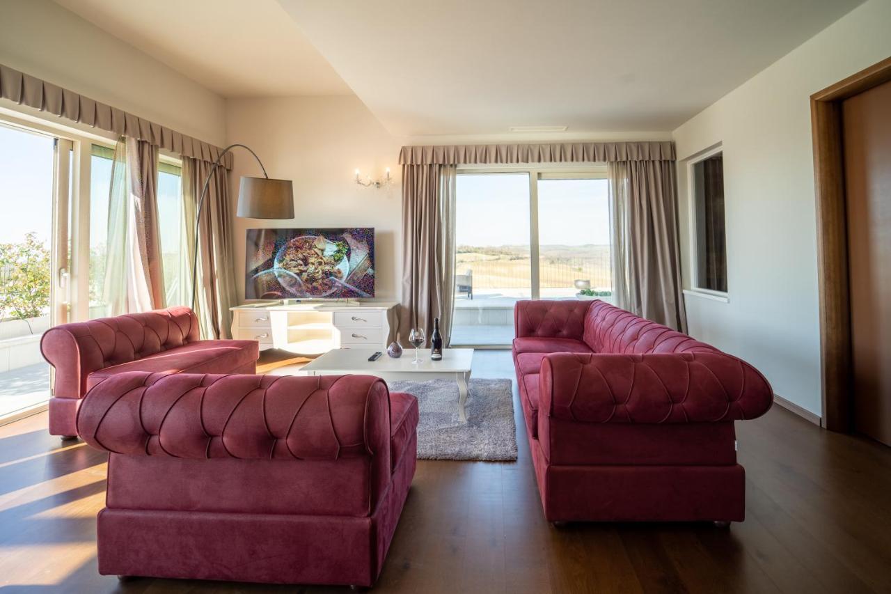 Wine Residence Cattunar 브르토니글라 외부 사진