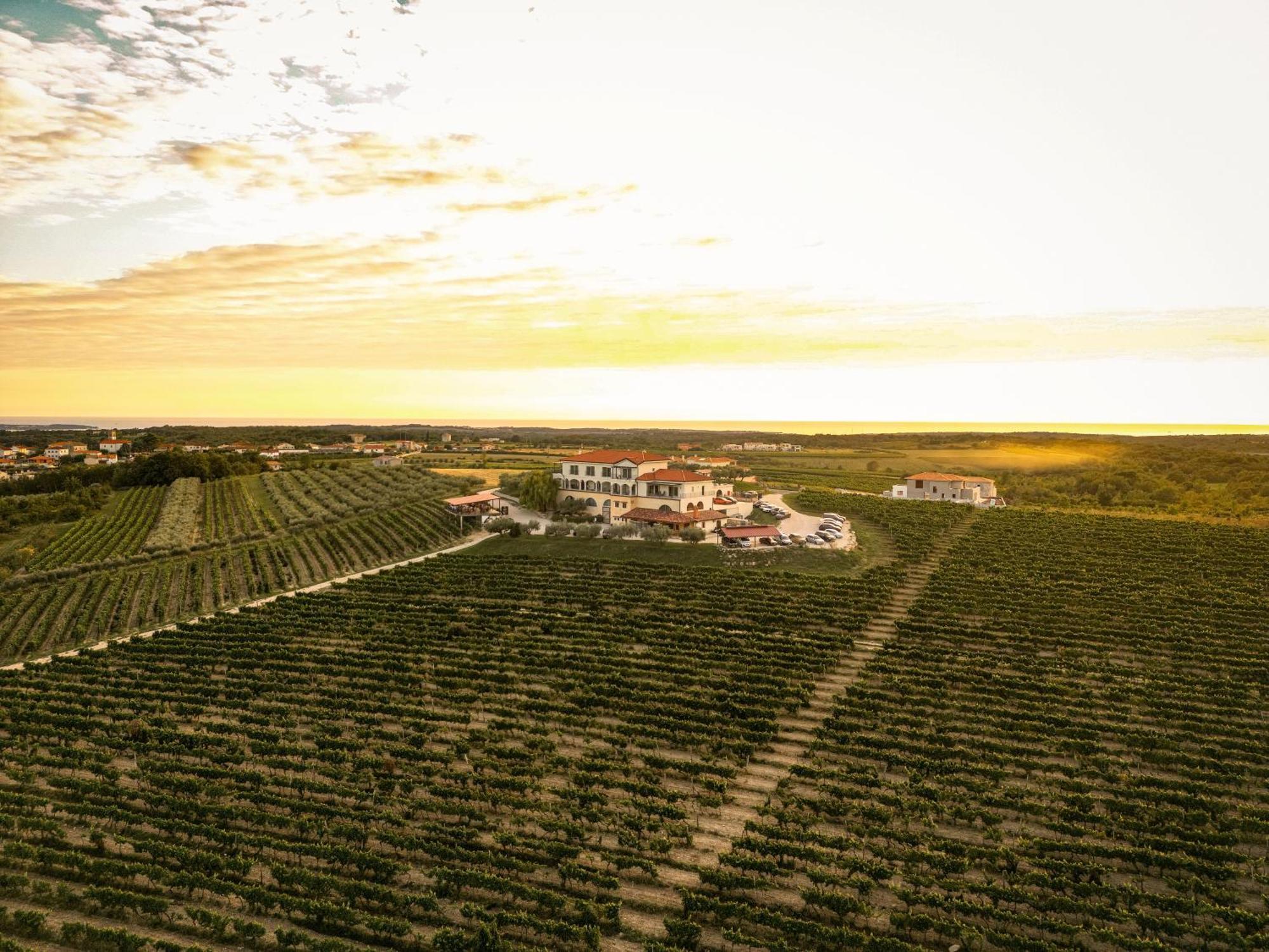 Wine Residence Cattunar 브르토니글라 외부 사진
